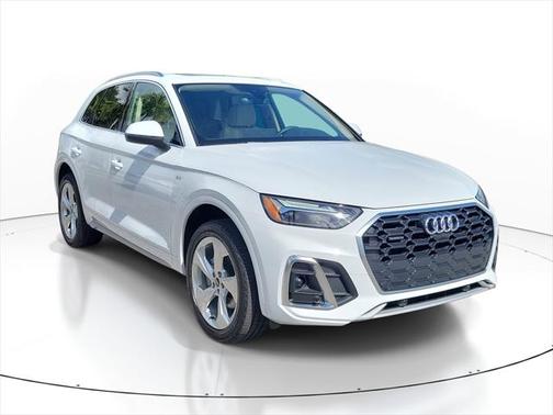 2024 Audi Q5 45 S line Premium Plus