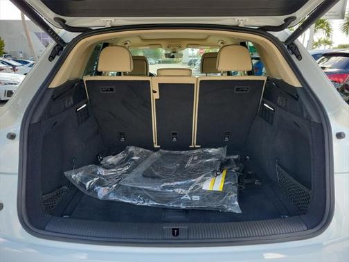 2024 Audi Q5 45 S line Premium Plus