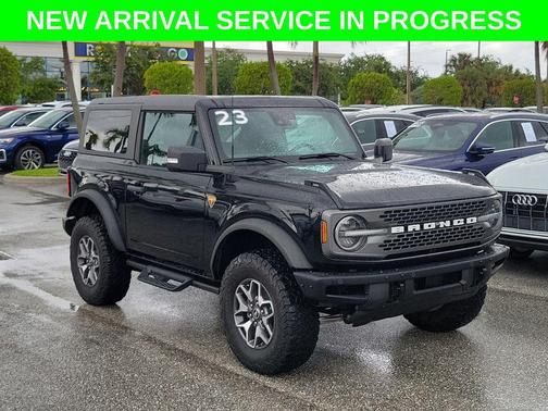 Shadow Black 2023 Ford Bronco Badlands