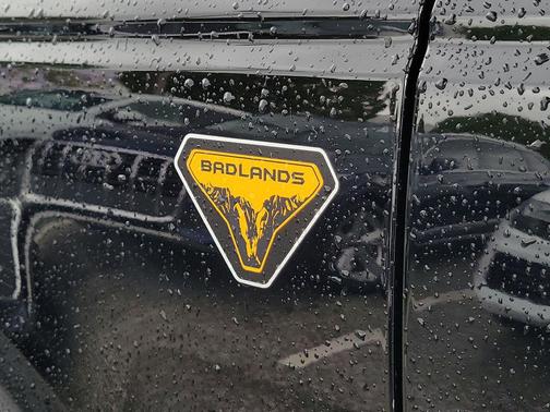 Shadow Black 2023 Ford Bronco Badlands