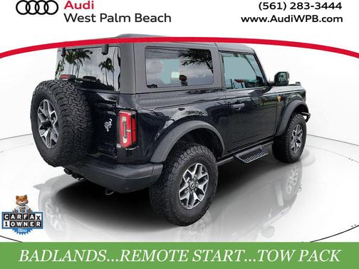 Shadow Black 2023 Ford Bronco Badlands
