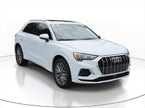 2022 Audi Q3 40 Premium