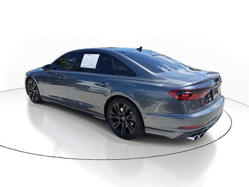 2025 Audi S8 4.0T