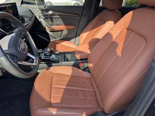 2023 Audi Q5 45 S line Premium