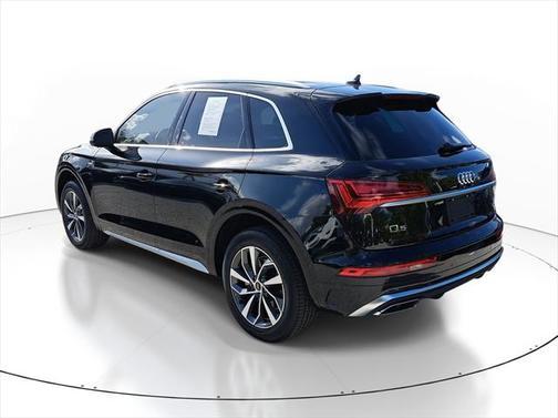 2023 Audi Q5 45 S line Premium