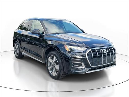2024 Audi Q5 40 Premium