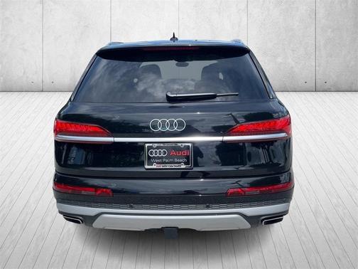 2025 Audi Q7 55 Premium Plus