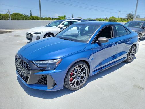 ascari blue metallic 2026 Audi RS 3 TFSI quattro S tronic