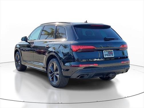 2025 Audi Q7 55 Premium Plus
