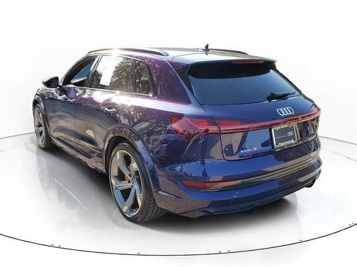 2023 Audi e-tron S Prestige quattro