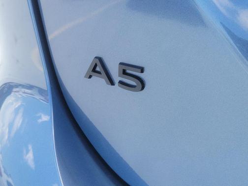 Horizon Blue Metallic 2026 Audi A5 Premium TFSI quattro S tronic