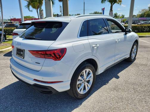 Glacier White Metallic 2025 Audi Q3 45 S line Premium Plus