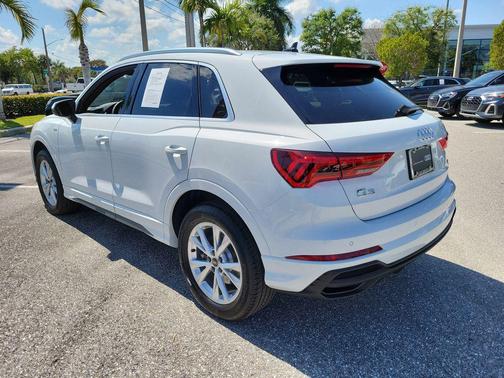 Glacier White Metallic 2025 Audi Q3 45 S line Premium Plus