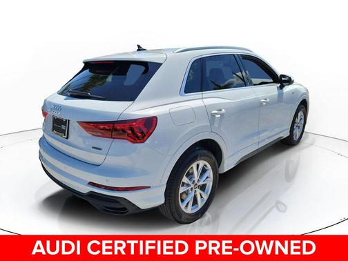 Glacier White Metallic 2025 Audi Q3 45 S line Premium Plus