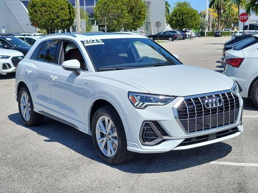 Glacier White Metallic 2025 Audi Q3 45 S line Premium Plus