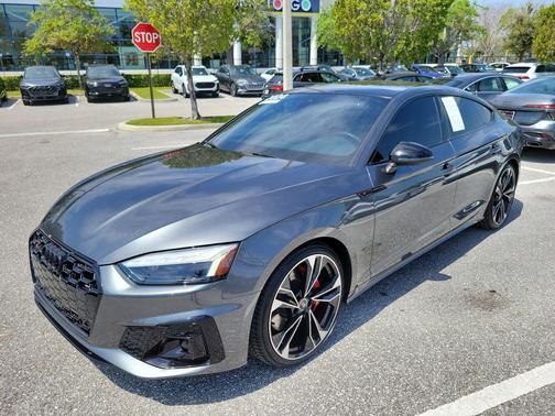 Daytona Gray Pearl Effect 2024 Audi S5 Premium Plus TFSI quattro Tiptronic