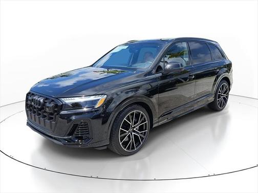 2025 Audi Q7 55 Prestige