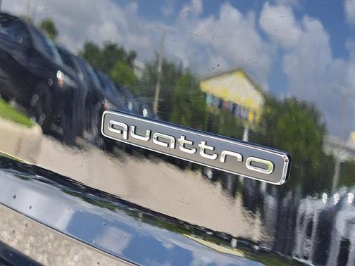 2025 Audi Q7 55 Prestige