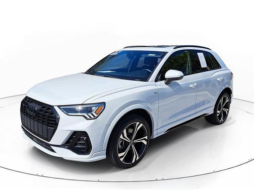 2023 Audi Q3 45 S line Premium Plus