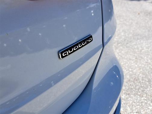 2023 Audi Q3 45 S line Premium Plus