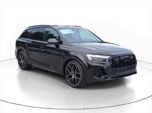 2025 Audi Q7 55 Premium Plus