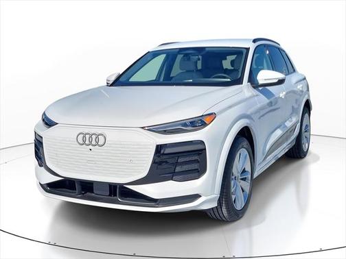 2025 Audi Q6 e-tron Premium