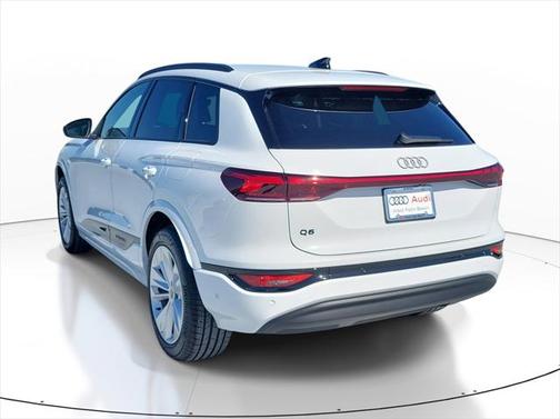 2025 Audi Q6 e-tron Premium