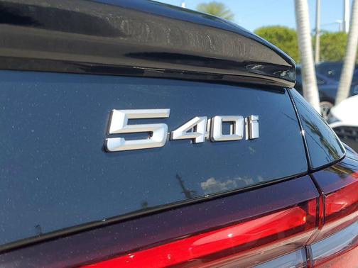 Black Sapphire Metallic 2026 BMW 540 xDrive