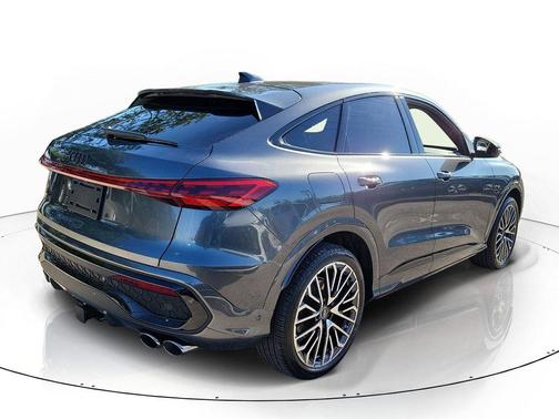 Daytona Gray Pearl Effect 2026 Audi SQ5 3.0T Premium Plus