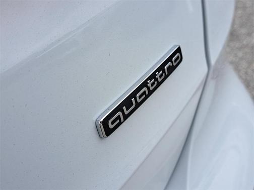 2023 Audi Q3 Premium 40 TFSI quattro Tiptronic