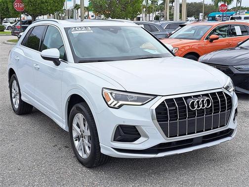 2023 Audi Q3 Premium 40 TFSI quattro Tiptronic
