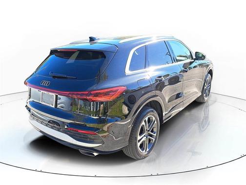 2025 Audi Q5 Premium Plus TFSI quattro S tronic