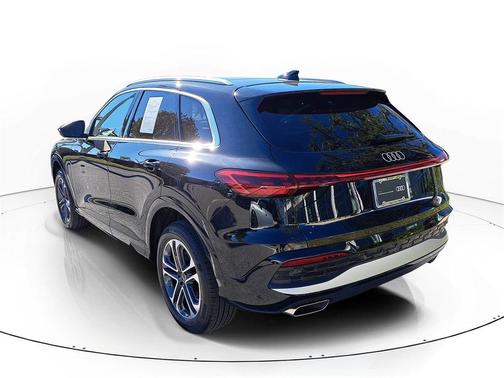 2025 Audi Q5 Premium Plus TFSI quattro S tronic