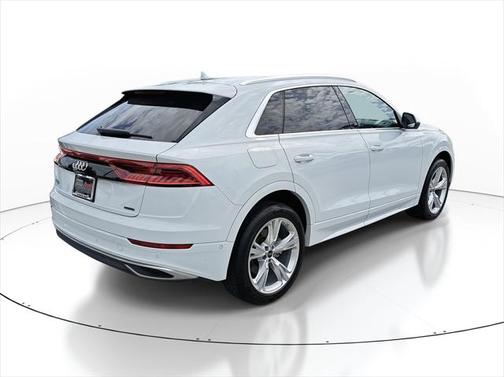 2023 Audi Q8 55 Premium Plus