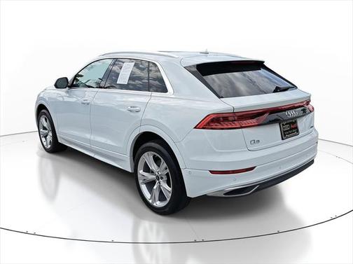 2023 Audi Q8 55 Premium Plus