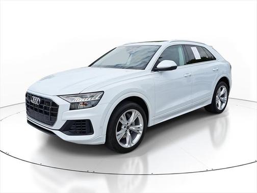 2023 Audi Q8 55 Premium Plus