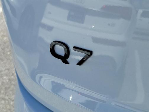 2026 Audi Q7 55 Premium Plus