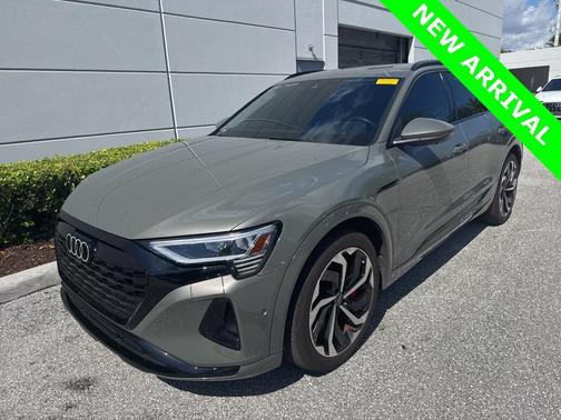 2024 Audi Q8 e-tron Premium Plus