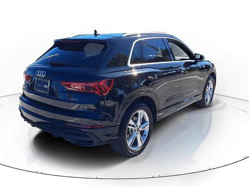 2024 Audi Q3 45 S line Premium Plus