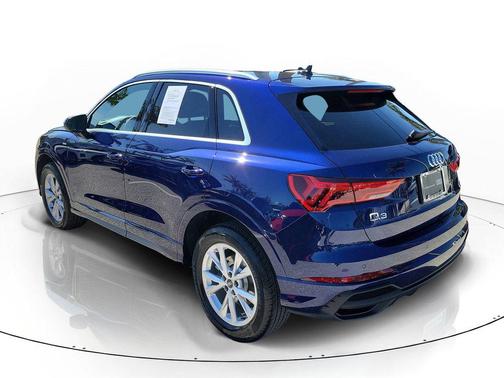 Navarra Blue Metallic 2025 Audi Q3 Premium 45 TFSI S line quattro Tiptronic