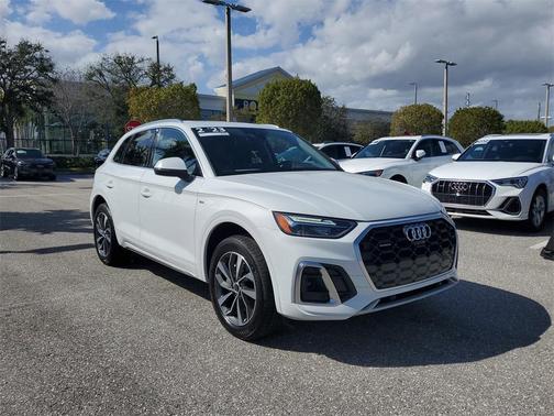 2023 Audi Q5 45 S line Premium Plus