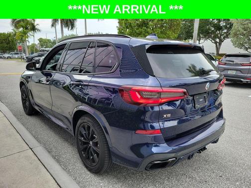 Tanzanite Blue II Metallic 2023 BMW X5 M50i