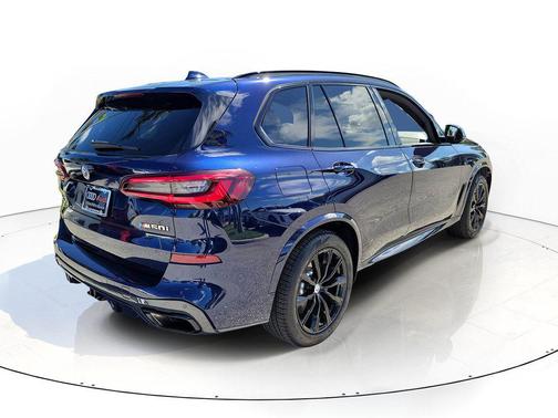 Tanzanite Blue II Metallic 2023 BMW X5 M50i