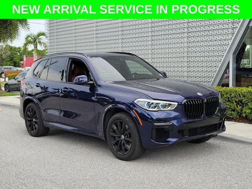 Tanzanite Blue II Metallic 2023 BMW X5 M50i