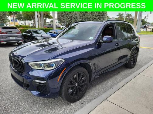Tanzanite Blue II Metallic 2023 BMW X5 M50i