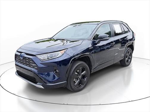 2021 Toyota RAV4 Hybrid SE