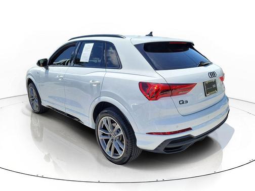 Arkona White 2025 Audi Q3 Premium 45 TFSI S line quattro Tiptronic