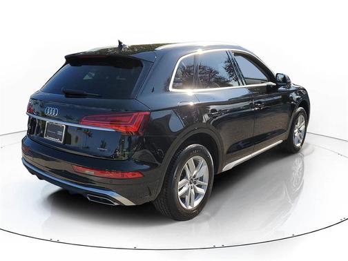 2023 Audi Q5 45 S line Premium
