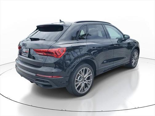 2025 Audi Q3 45 S line Premium Plus