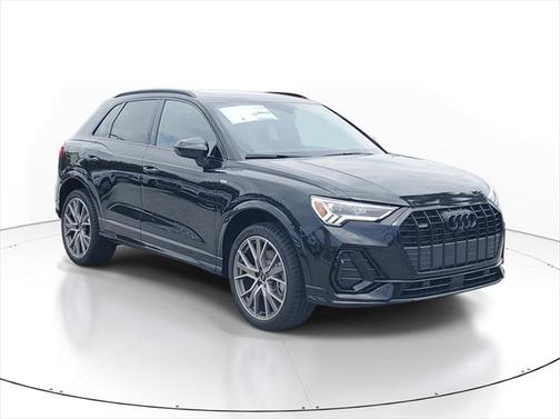 2025 Audi Q3 45 S line Premium Plus